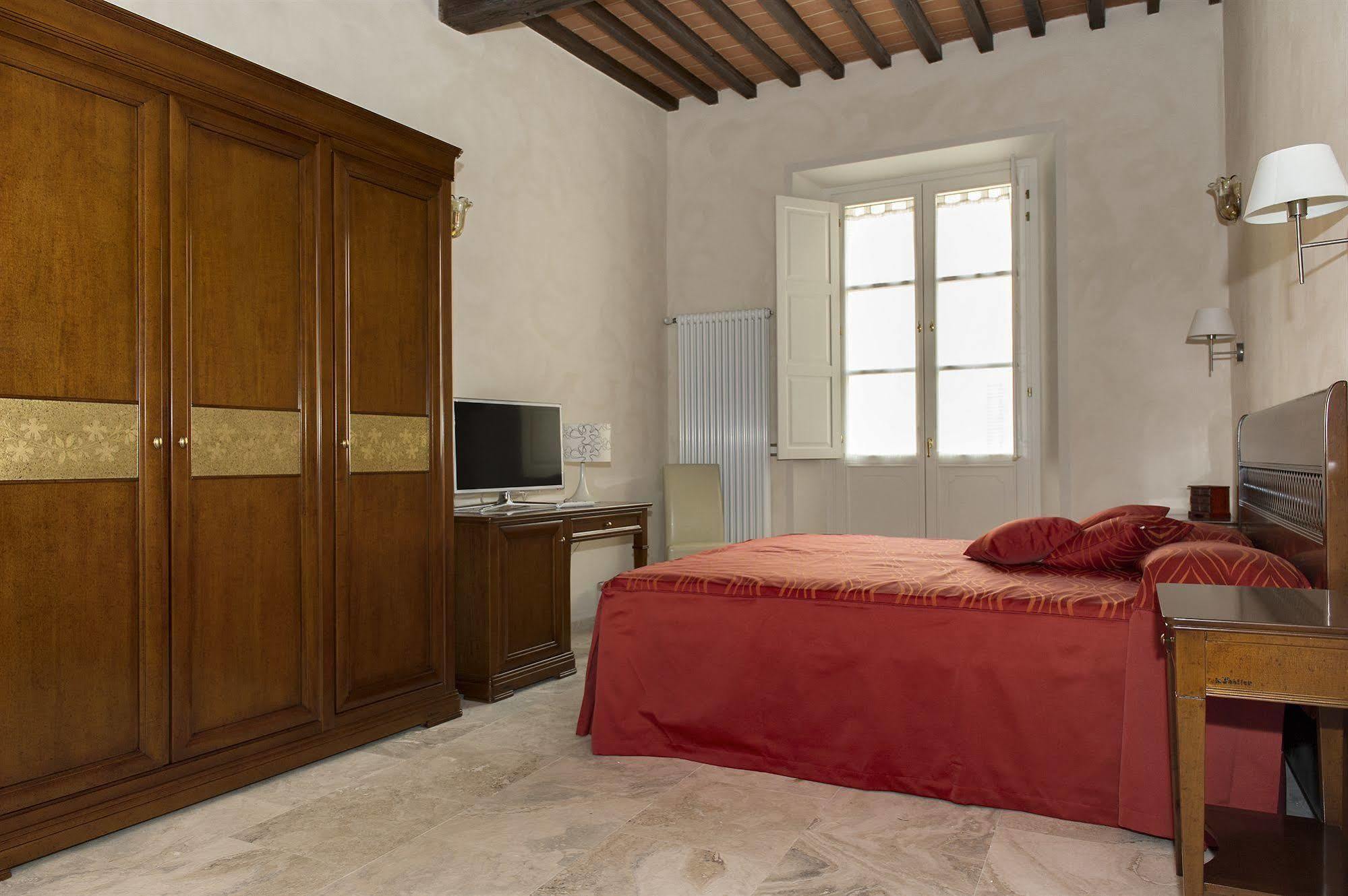 Relais Dei Mercanti B&B And Suites Pisa Exterior photo